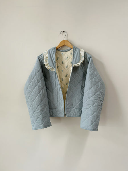 Floral Quilt Jacket - Cream & Blue - Reversible - Hand Made - (S/M)